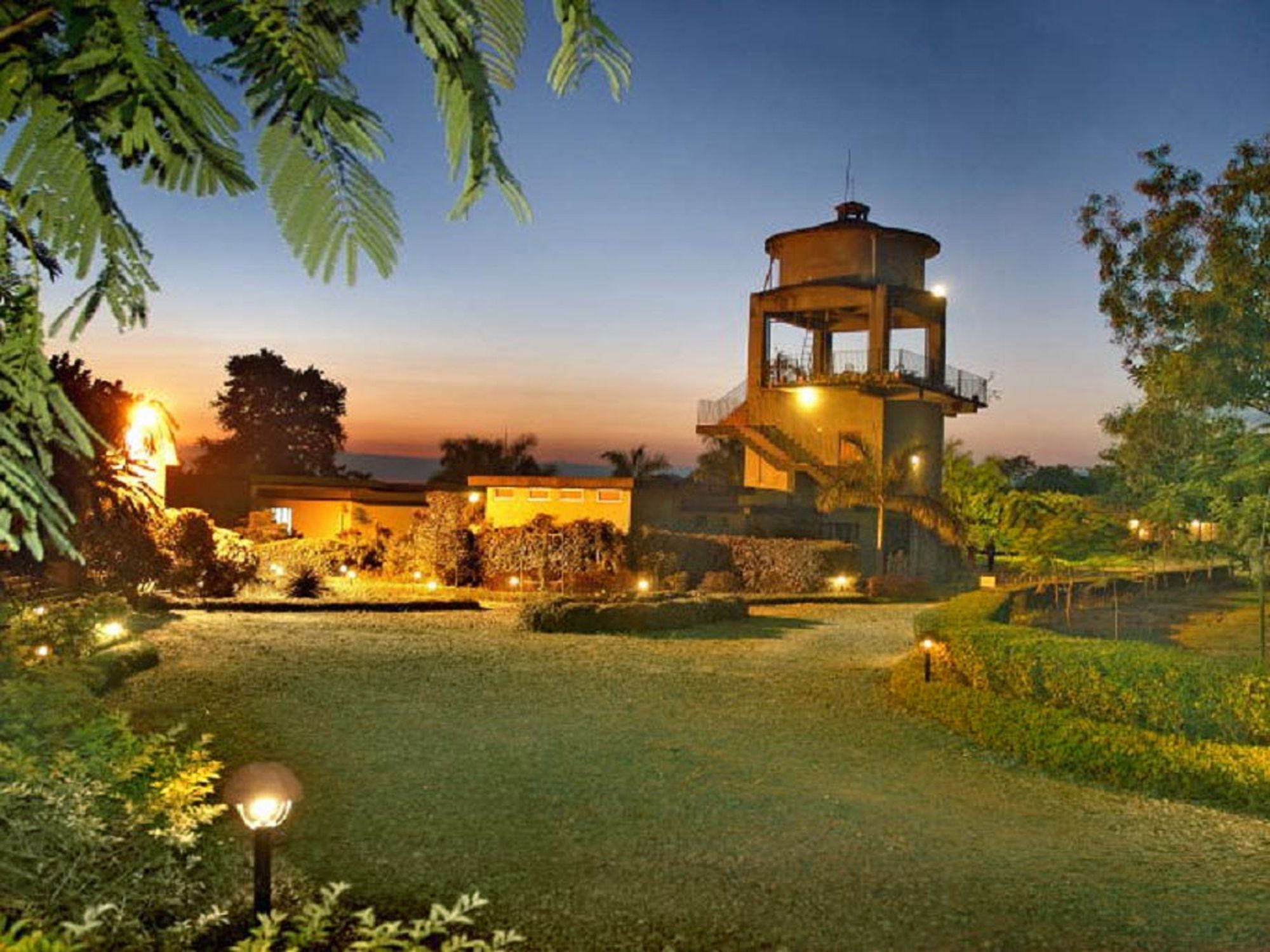 Sinclairs Retreat Dooars, Chalsa Hotel Buitenkant foto